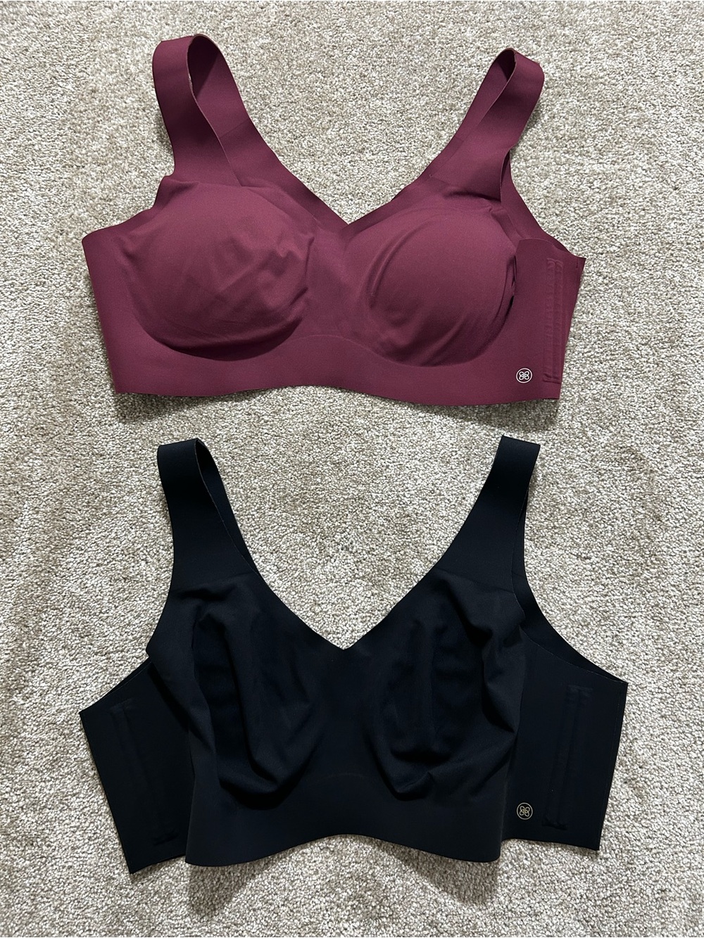 Honeylove 2X SoftForm V-Neck Bras T Shirt Black & burgundy. No pads in Black
